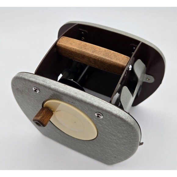 Nestor Johnson Wood Metal Hand Crank Card Shuffler Vintage Box Patent 2706117 - Picture 2 of 11